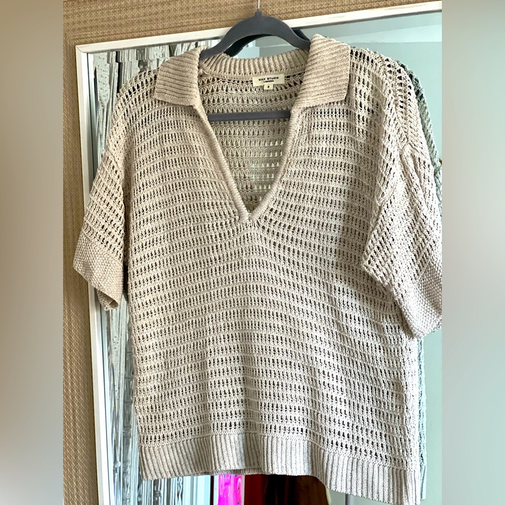 Women’s Max Studio knife short sleeve sweater - small